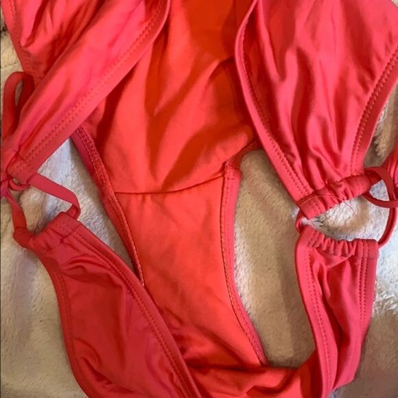 Mossimo red bikini bathing suit bottom | Sz M - Picture 5 of 7